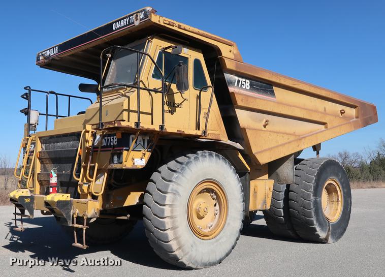 image for item DG3284 1996 Caterpillar 775B haul truck