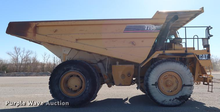 image for item DG3284 1996 Caterpillar 775B haul truck