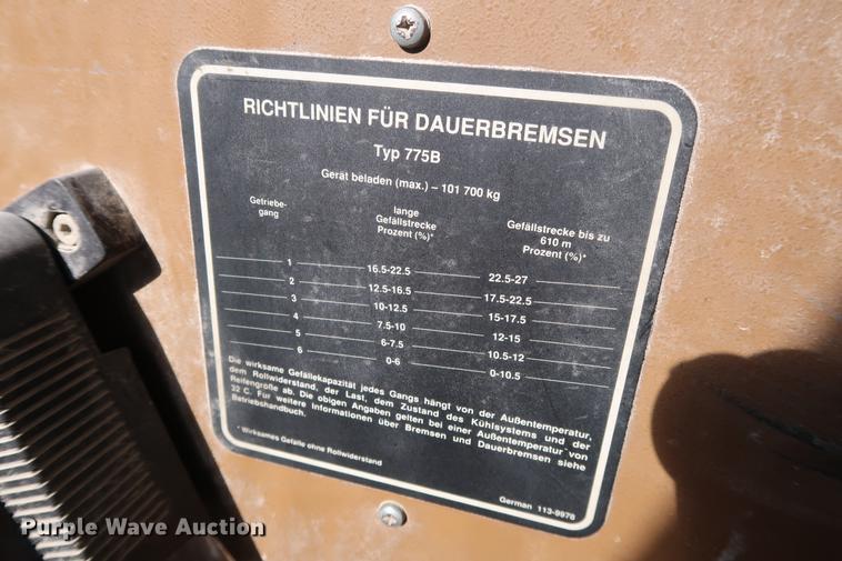 image for item DG3284 1996 Caterpillar 775B haul truck