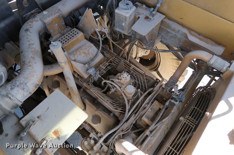 image for item DG3284 1996 Caterpillar 775B haul truck