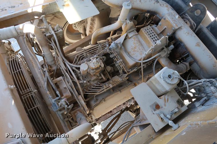 image for item DG3284 1996 Caterpillar 775B haul truck