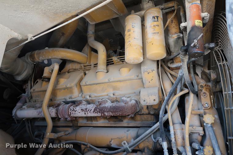 image for item DG3284 1996 Caterpillar 775B haul truck