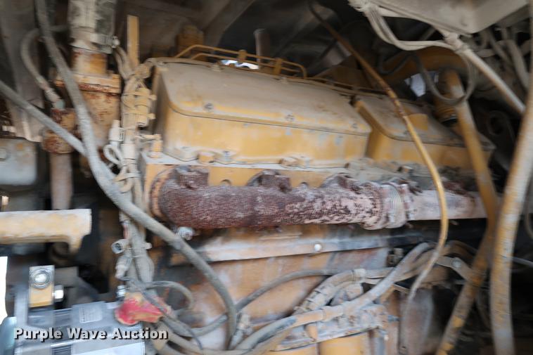 image for item DG3284 1996 Caterpillar 775B haul truck