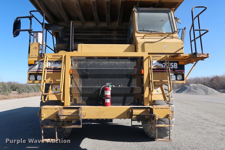 image for item DG3284 1996 Caterpillar 775B haul truck
