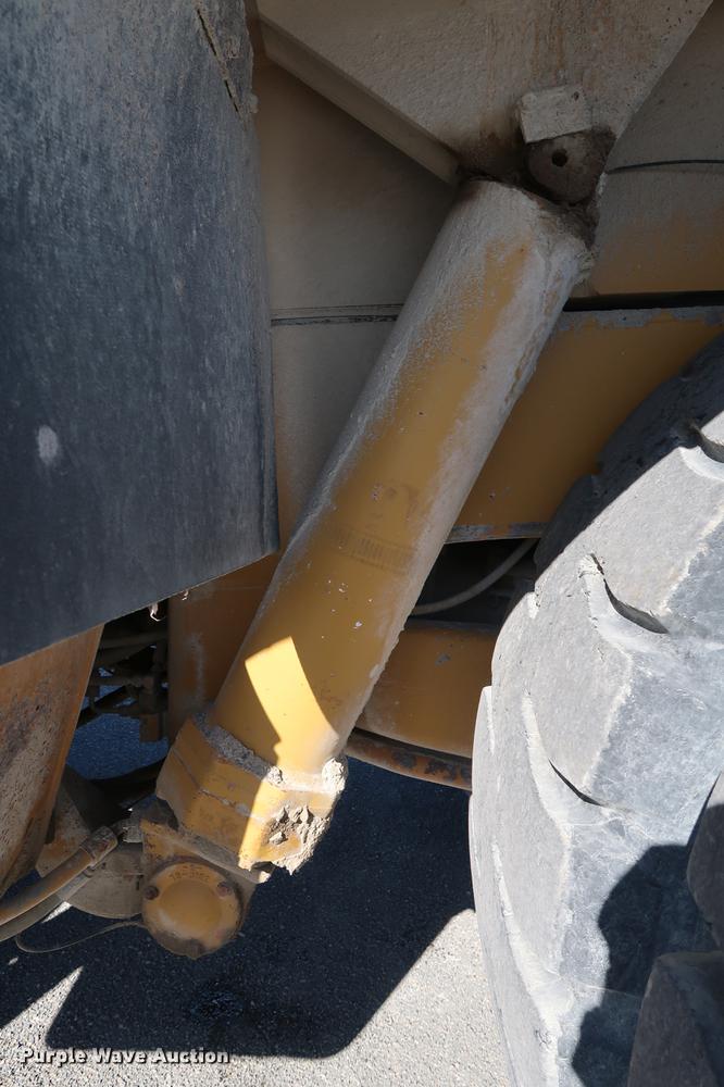 image for item DG3284 1996 Caterpillar 775B haul truck