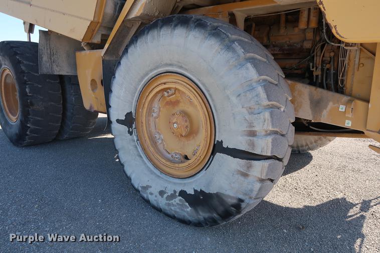 image for item DG3284 1996 Caterpillar 775B haul truck