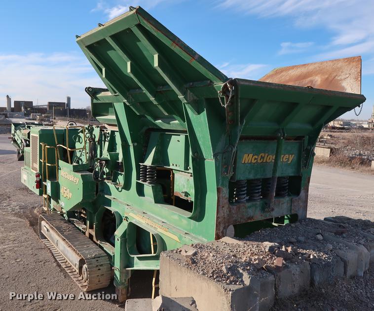 image for item DG3285 2011 McCloskey I54 crusher