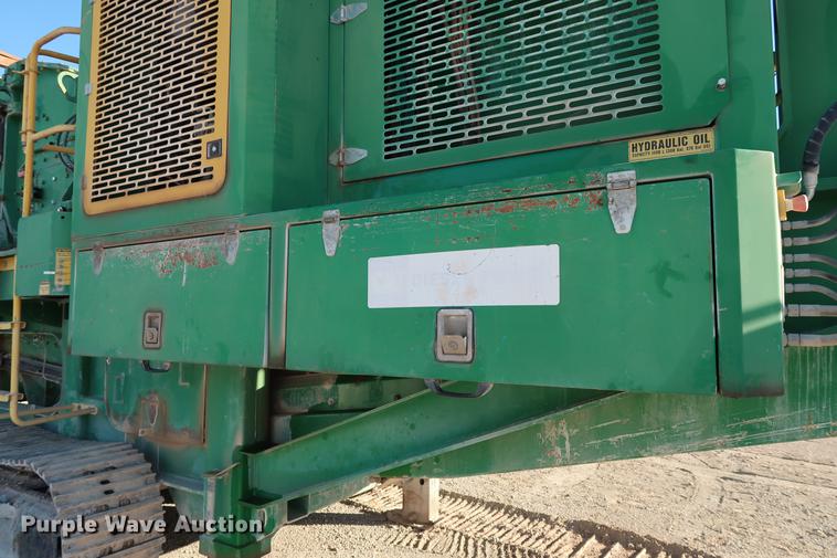 image for item DG3285 2011 McCloskey I54 crusher