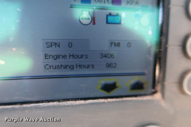 image for item DG3285 2011 McCloskey I54 crusher