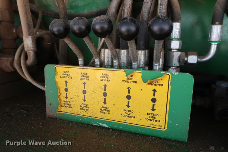 image for item DG3285 2011 McCloskey I54 crusher