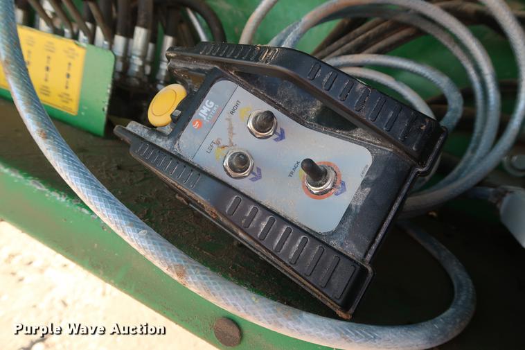 image for item DG3285 2011 McCloskey I54 crusher