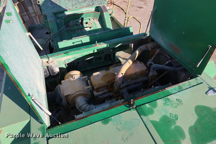 image for item DG3285 2011 McCloskey I54 crusher