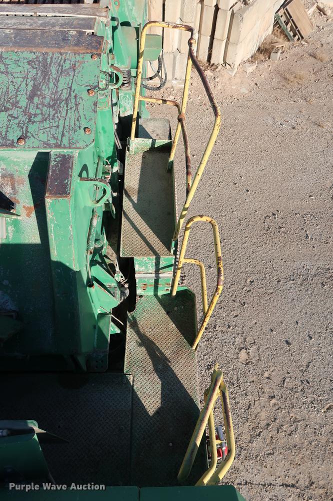 image for item DG3285 2011 McCloskey I54 crusher