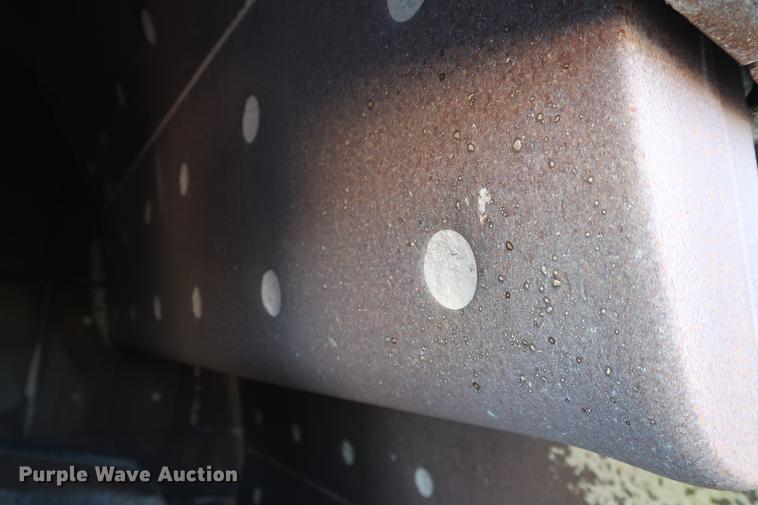 image for item DG3285 2011 McCloskey I54 crusher