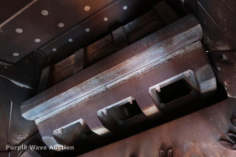 image for item DG3285 2011 McCloskey I54 crusher