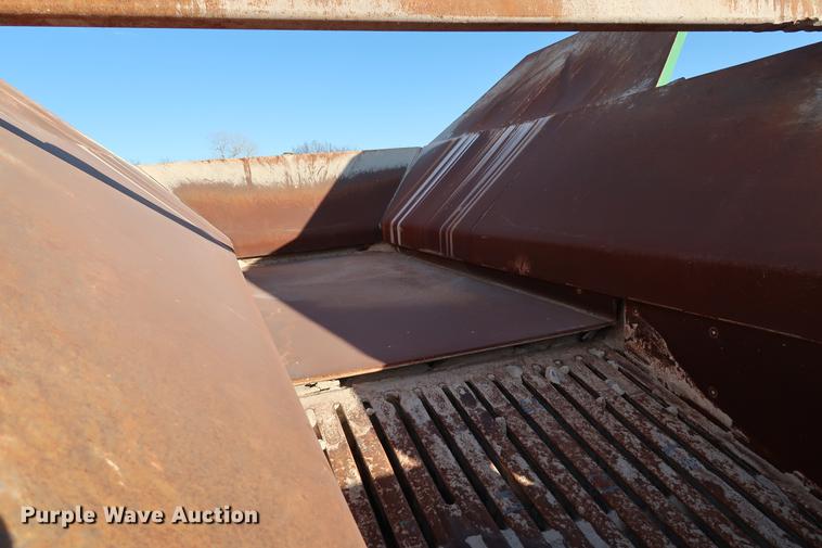 image for item DG3285 2011 McCloskey I54 crusher