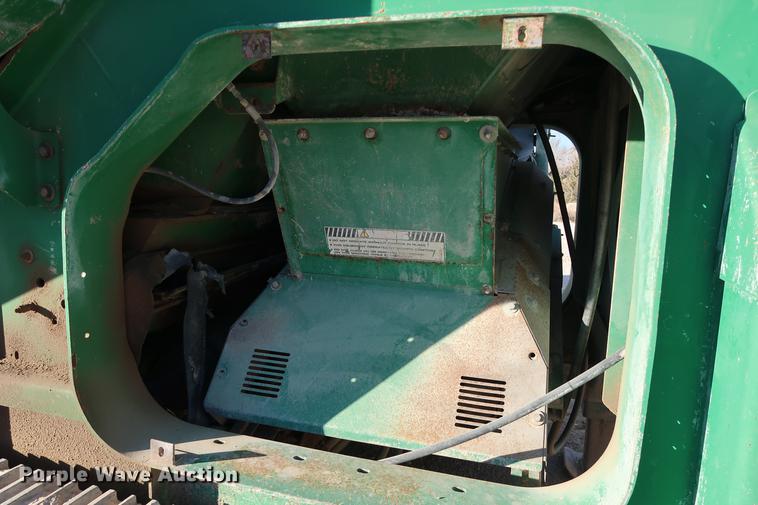 image for item DG3285 2011 McCloskey I54 crusher