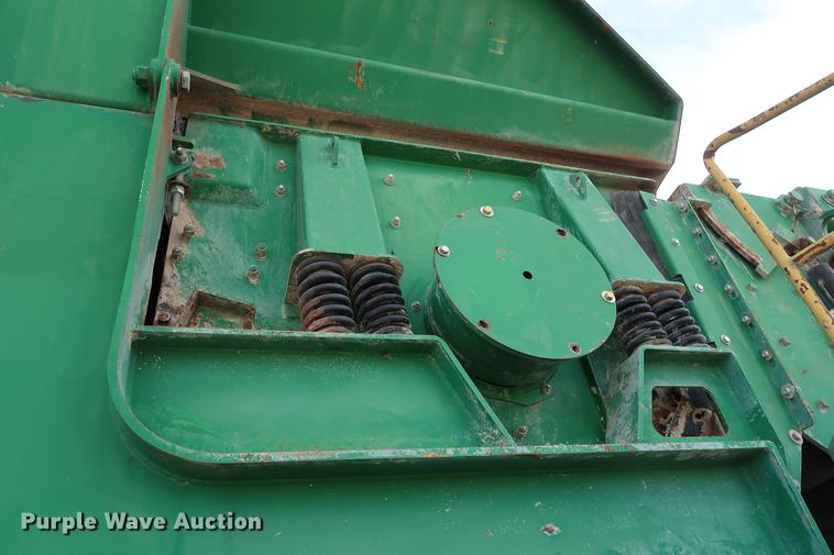 image for item DG3285 2011 McCloskey I54 crusher