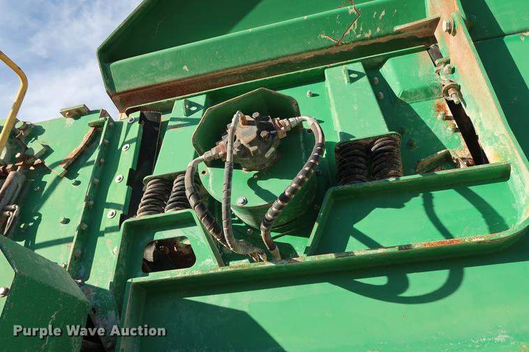 image for item DG3285 2011 McCloskey I54 crusher