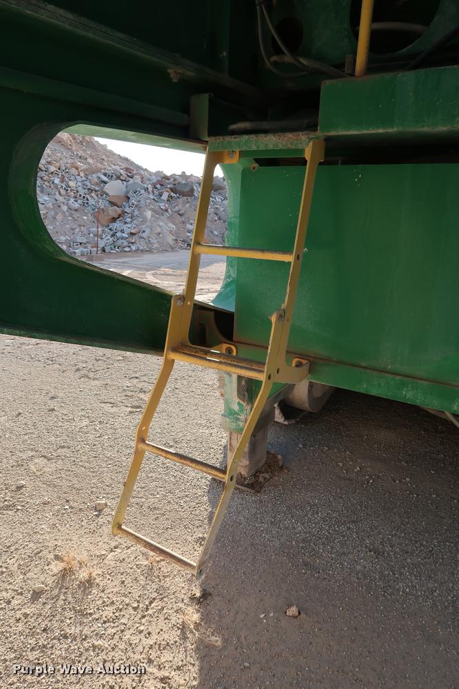 image for item DG3285 2011 McCloskey I54 crusher