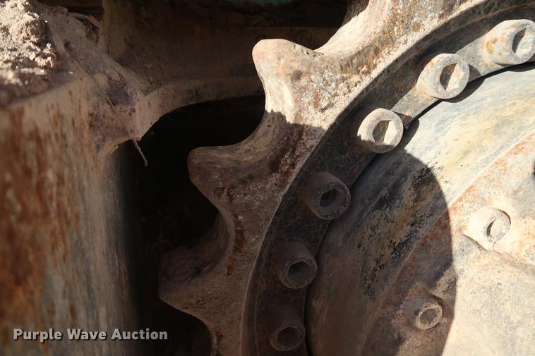 image for item DG3285 2011 McCloskey I54 crusher