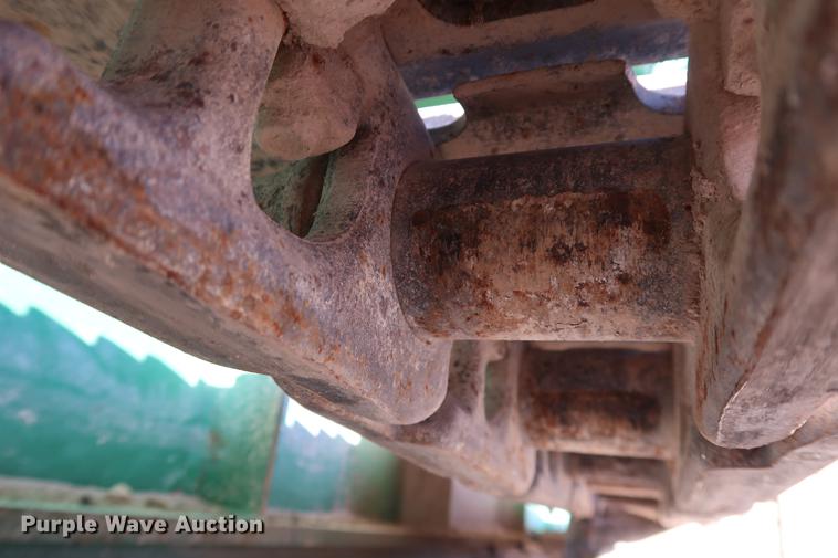 image for item DG3285 2011 McCloskey I54 crusher