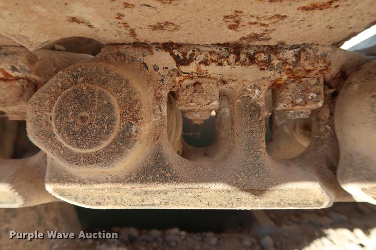 image for item DG3285 2011 McCloskey I54 crusher