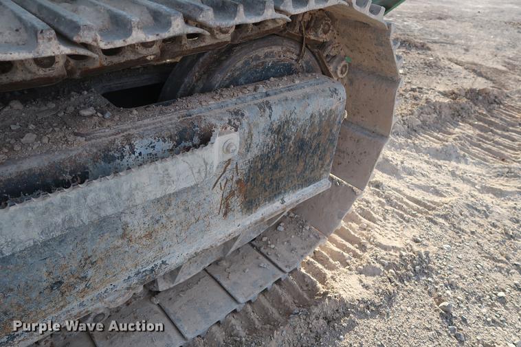 image for item DG3285 2011 McCloskey I54 crusher