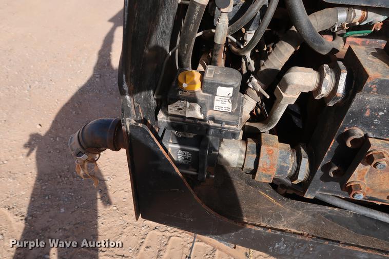 image for item DG3286 2010 Ditch Witch JT3020 Mach I directional boring unit