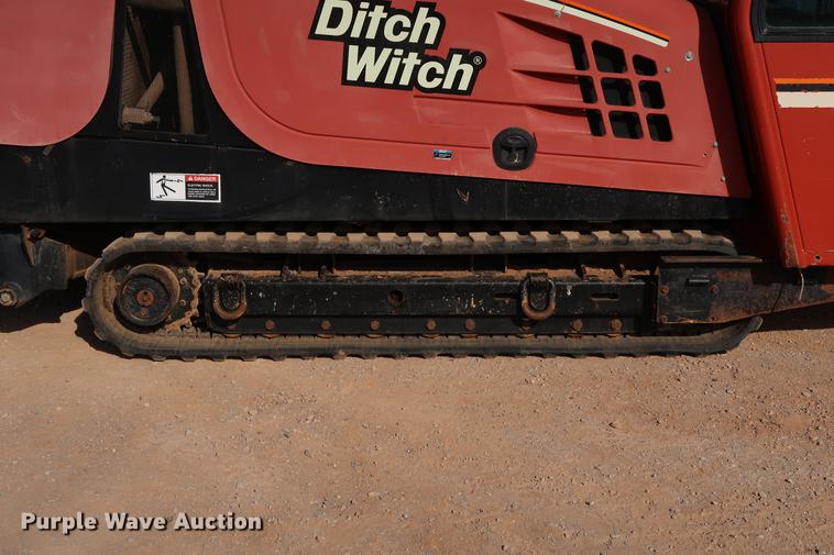 image for item DG3286 2010 Ditch Witch JT3020 Mach I directional boring unit