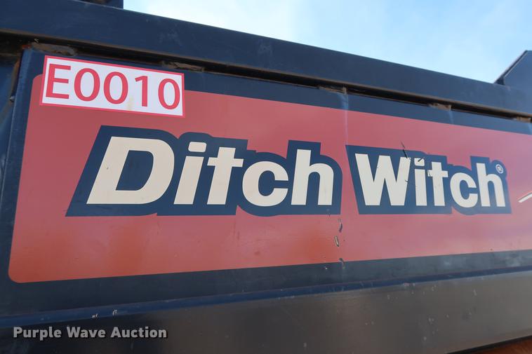 image for item DG3286 2010 Ditch Witch JT3020 Mach I directional boring unit