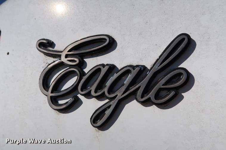 image for item DG3287 1995 International 9400 semi truck