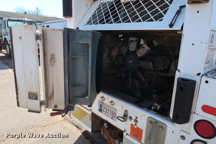 image for item DG3293 2004 Allianz Johnston 4000 street sweeper