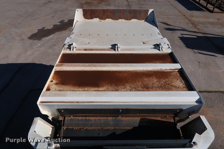 image for item DG3293 2004 Allianz Johnston 4000 street sweeper