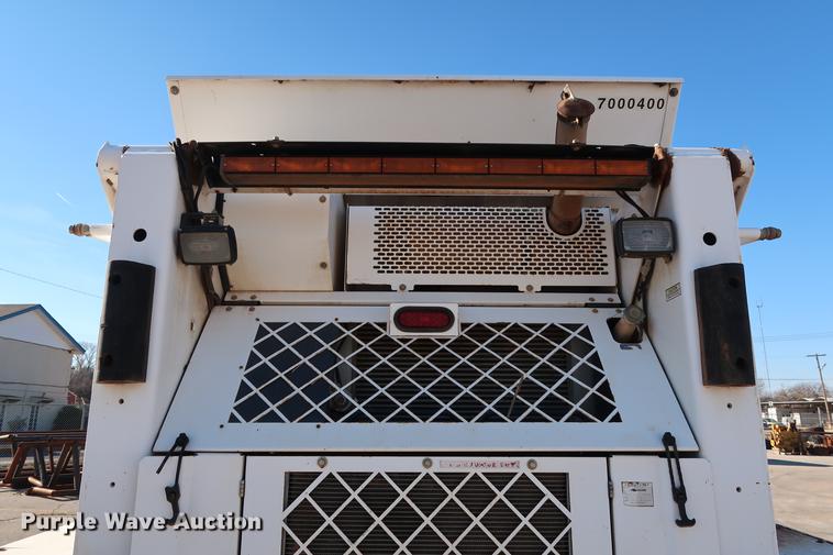 image for item DG3293 2004 Allianz Johnston 4000 street sweeper