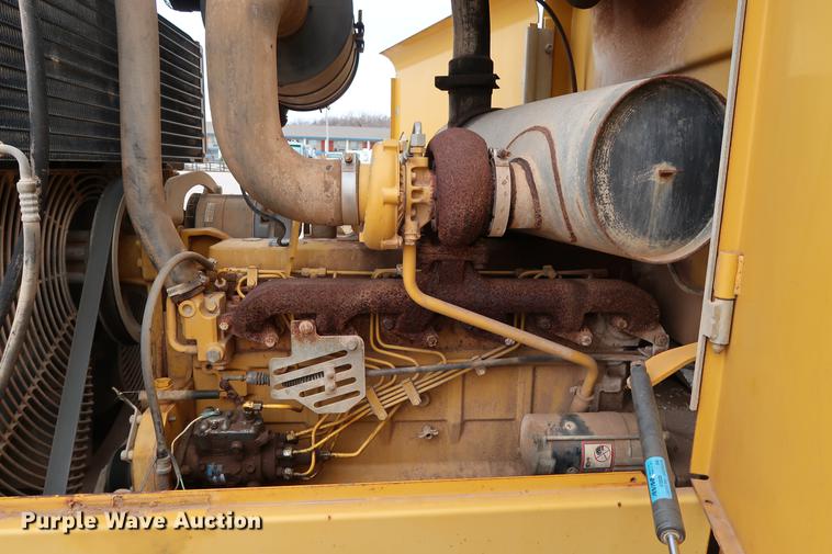 image for item DG3295 2001 John Deere 544H wheel loader