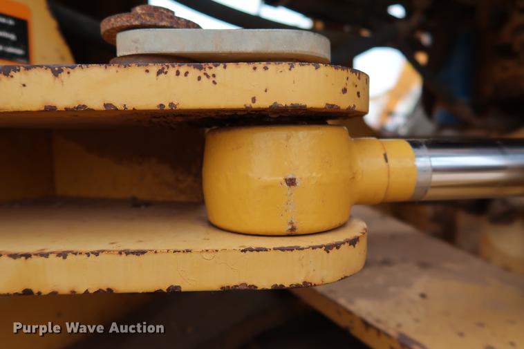 image for item DG3295 2001 John Deere 544H wheel loader