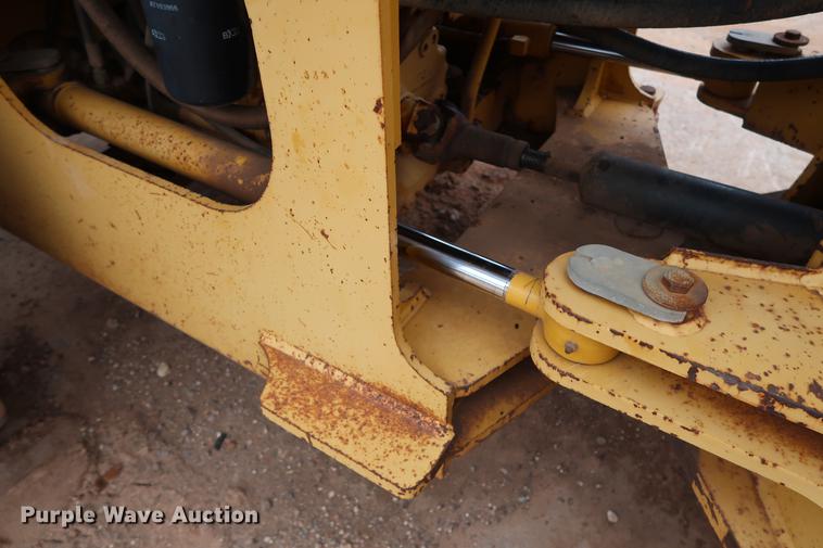 image for item DG3295 2001 John Deere 544H wheel loader