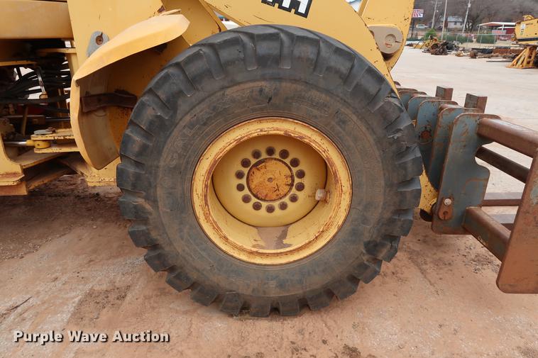 image for item DG3295 2001 John Deere 544H wheel loader