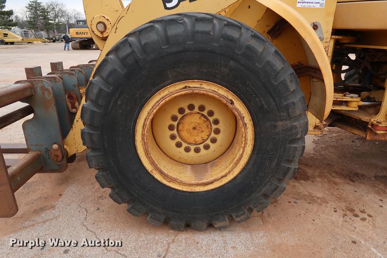 image for item DG3295 2001 John Deere 544H wheel loader