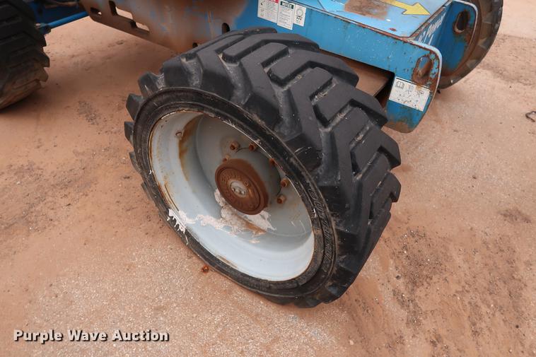 image for item DG3296 2008 Genie Z-45/25 boom lift