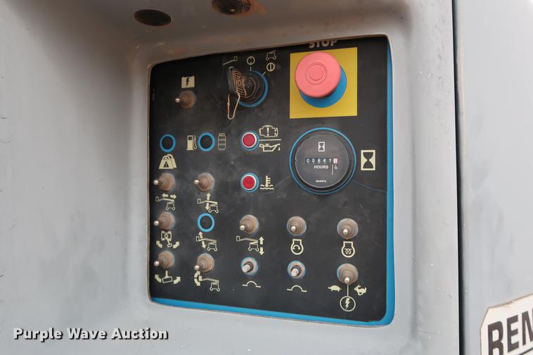 image for item DG3297 2008 Genie Z-45/25 boom lift