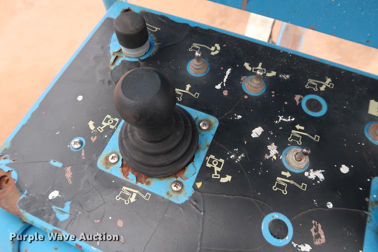 image for item DG3297 2008 Genie Z-45/25 boom lift