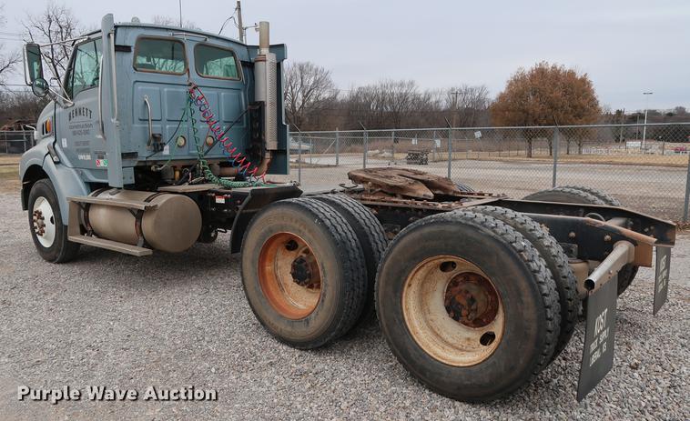 image for item DG3299 2005 Sterling A-Line semi truck