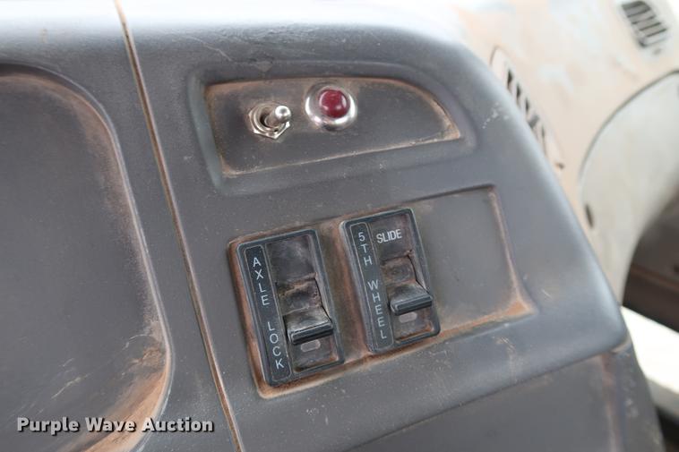 image for item DG3299 2005 Sterling A-Line semi truck