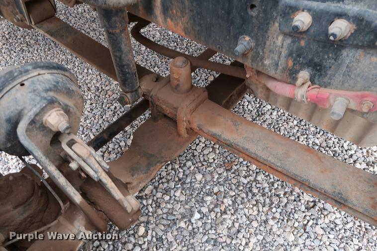 image for item DG3299 2005 Sterling A-Line semi truck