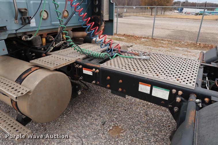 image for item DG3299 2005 Sterling A-Line semi truck