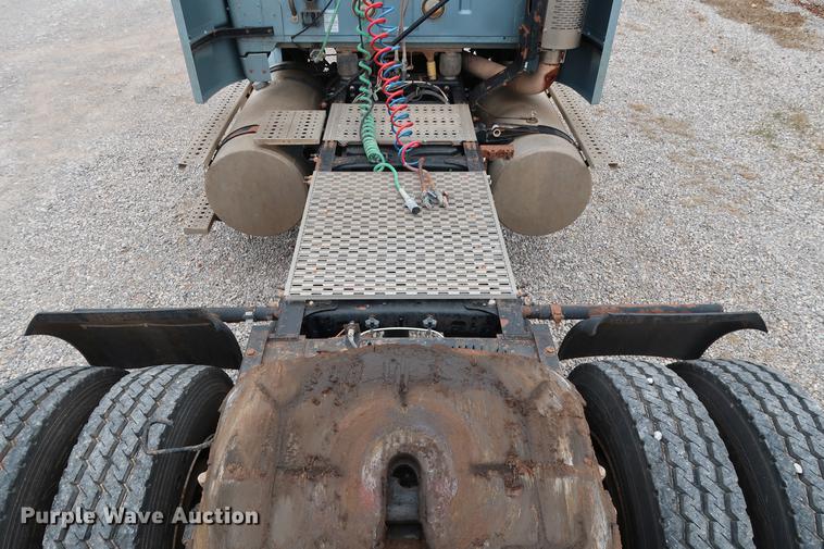 image for item DG3299 2005 Sterling A-Line semi truck