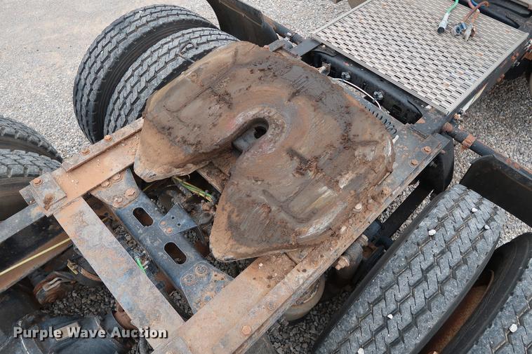 image for item DG3299 2005 Sterling A-Line semi truck