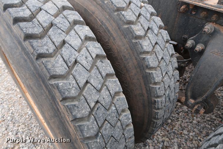 image for item DG3299 2005 Sterling A-Line semi truck